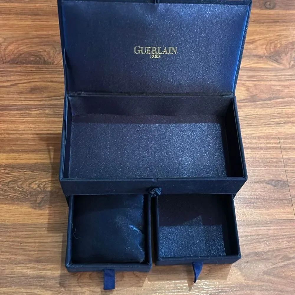 Guerlain Paris Navy small jewelry box